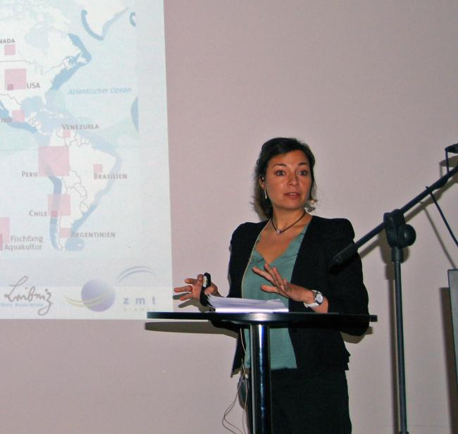 Dr. Astrid Gärdes, Leiterin der arbeitsgruppe Tropische Marine Mikrobiologie am ZMT