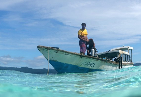 REEF FUTURES will quantify five key ecosystem services provided by reef fishes to the world’s coasts. | Photo: Sonia Bejarano