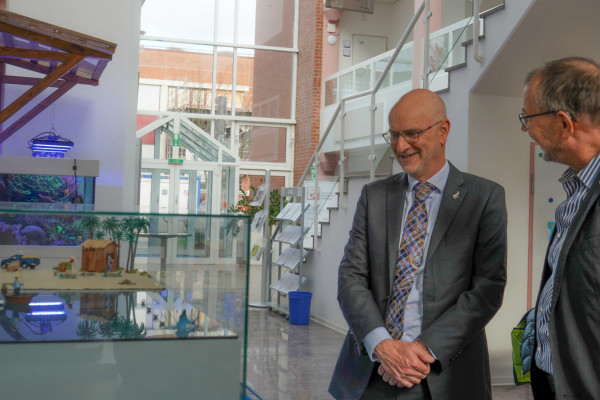 besuch neuseelaendischer botschafter zmt 23022024   web besuch neuseelaendischer botschafter zmt 23022024   web