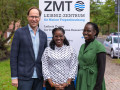 besuch hamira kobusingye round table mit promovierenden matej meza   web