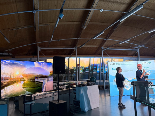 tropecs universum   tropecs universum